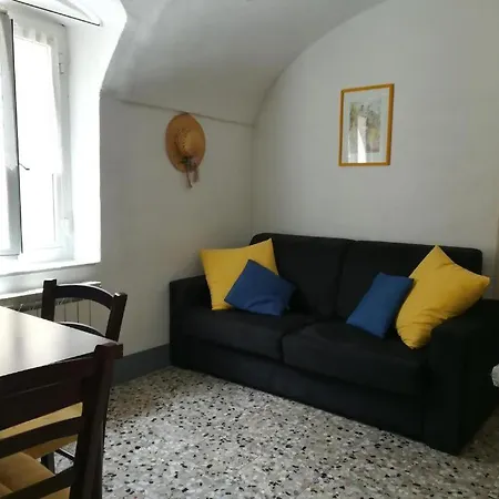 I Girasoli דולצ'אקווה